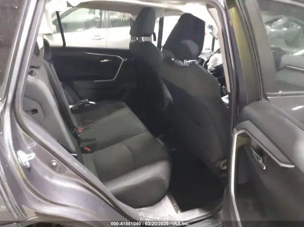 2T3P1RFV3MW238302 2021 TOYOTA RAV 4 - Image 8