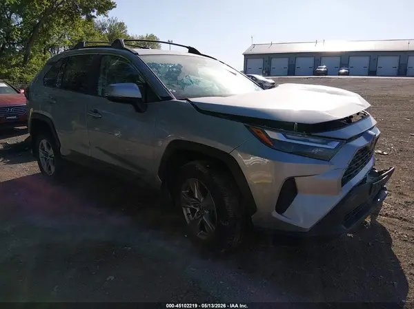 2T3P1RFV3NW288697 2022 TOYOTA RAV 4 - Image 1