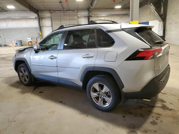 2T3P1RFV3PC330628 2023 TOYOTA RAV 4 - Image 2