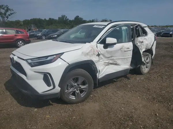 2T3P1RFV3PC391610 2023 TOYOTA RAV 4 - Image 1