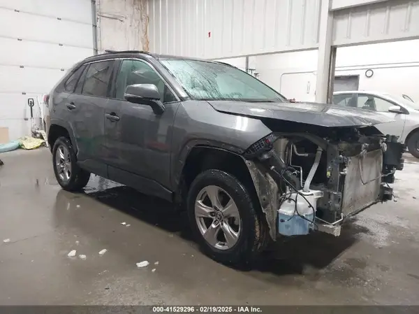 2T3P1RFV3PW367029 2023 TOYOTA RAV 4 - Image 1