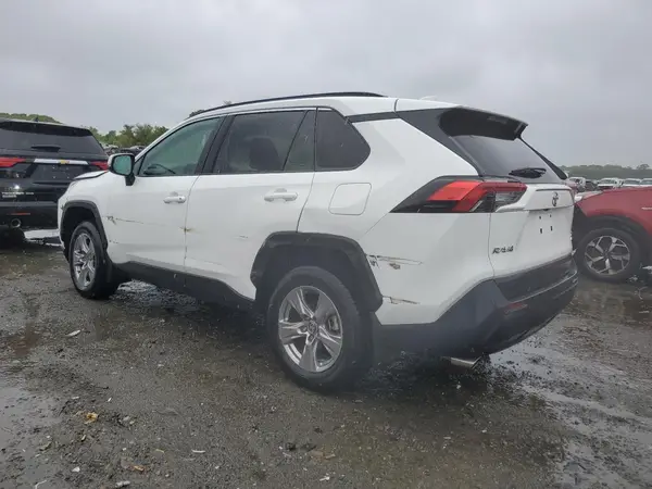 2T3P1RFV3RC465806 2024 TOYOTA RAV 4 - Image 2