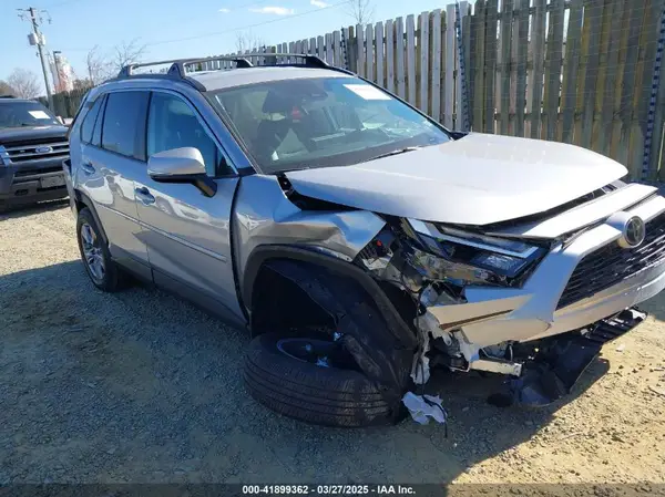 2T3P1RFV3RC480256 2024 TOYOTA RAV 4 - Image 1