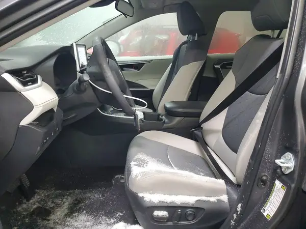 2024 TOYOTA RAV 4 auction photo 7