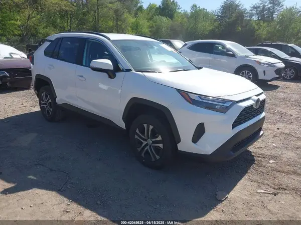 2T3P1RFV3SW507606 2025 TOYOTA RAV 4 - Image 1