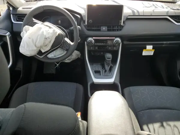2T3P1RFV3SW539925 2025 TOYOTA RAV 4 - Image 8