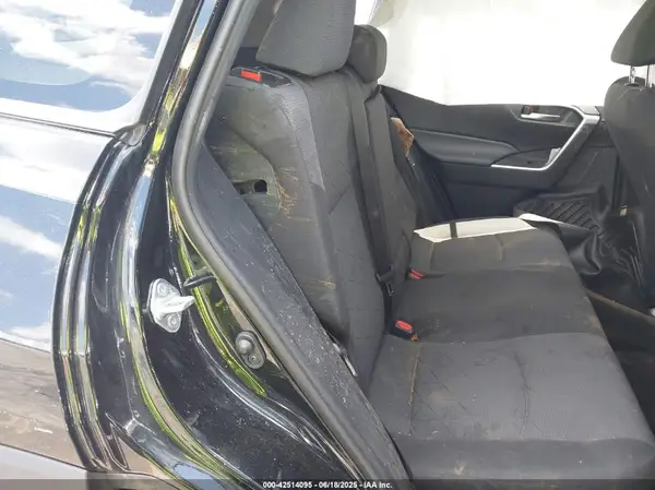 2T3P1RFV4KC018245 2019 TOYOTA RAV 4 - Image 8