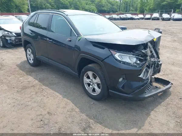 2T3P1RFV4KW033276 2019 TOYOTA RAV 4 - Image 1