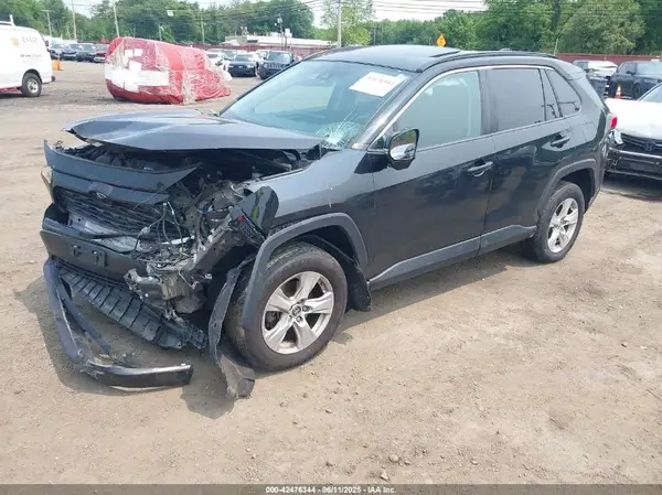 2T3P1RFV4KW033276 2019 TOYOTA RAV 4 - Image 2