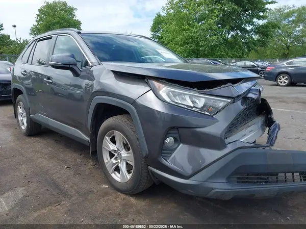 2T3P1RFV4KW038638 2019 TOYOTA RAV 4 - Image 1