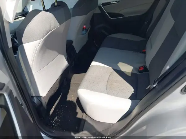 2T3P1RFV4KW072434 2019 TOYOTA RAV 4 - Image 8