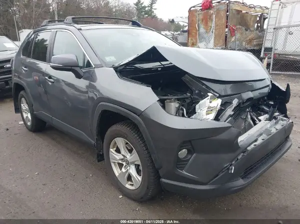 2T3P1RFV4MC189404 2021 TOYOTA RAV 4 - Image 1