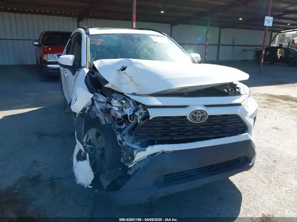 2021 TOYOTA RAV 4 auction photo 6