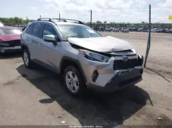 2T3P1RFV4MC239590 2021 TOYOTA RAV 4