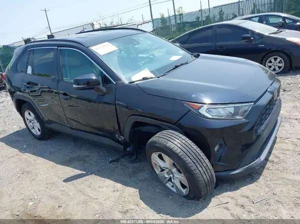 2T3P1RFV4MC255062 2021 TOYOTA RAV 4 - Image 1