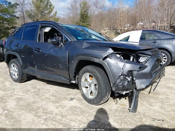 2T3P1RFV4MC256177 2021 TOYOTA RAV 4 - Image 1