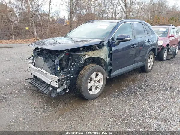 2T3P1RFV4MW144137 2021 TOYOTA RAV 4 - Image 2