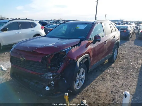 2T3P1RFV4MW165585 2021 TOYOTA RAV 4 - Image 2