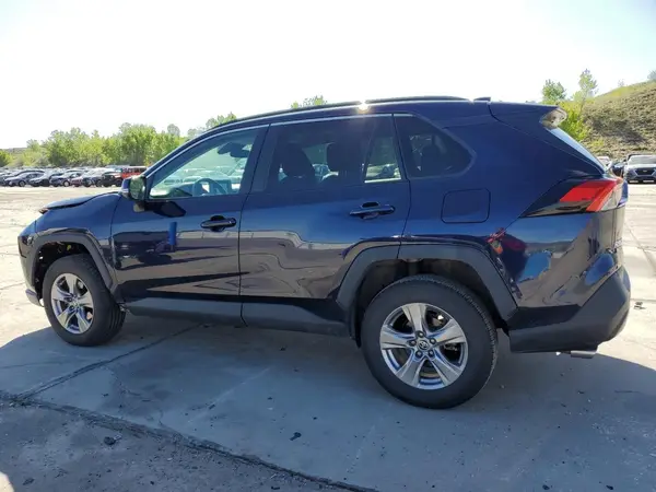 2T3P1RFV4NW297912 2022 TOYOTA RAV 4 - Image 2