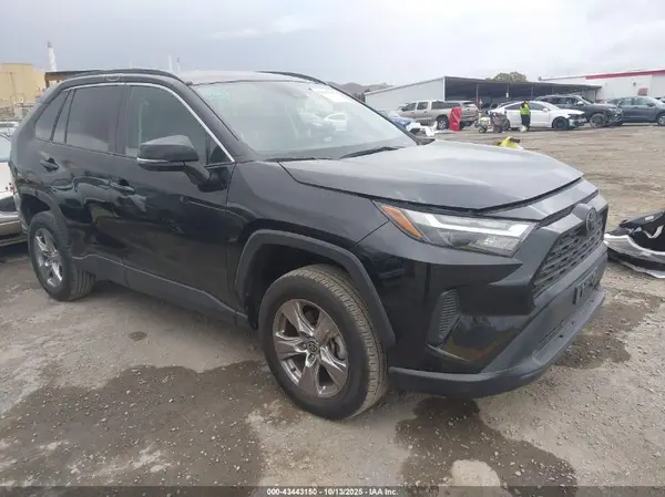 2T3P1RFV4PC338320 2023 TOYOTA RAV 4 - Image 1