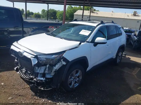 2T3P1RFV4PC361287 2023 TOYOTA RAV 4 - Image 2