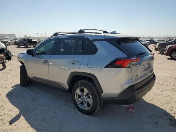 2T3P1RFV4RC426920 2024 TOYOTA RAV 4 - Image 2