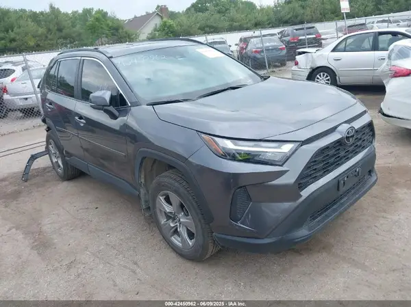 2T3P1RFV4RC463790 2024 TOYOTA RAV 4 - Image 1