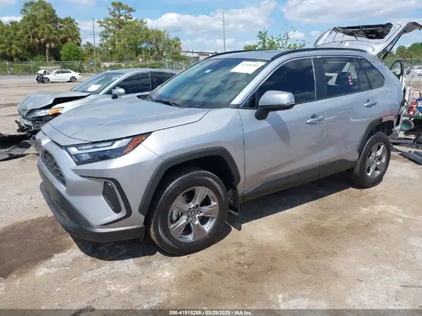 2T3P1RFV4RC480332 2024 TOYOTA RAV 4 - Image 2