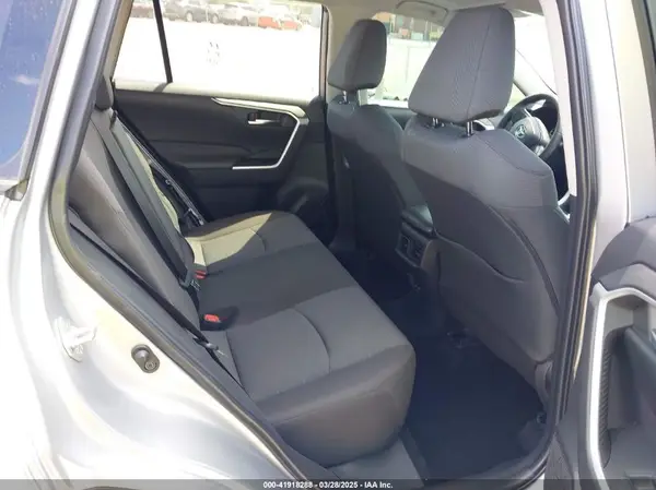 2T3P1RFV4RC480332 2024 TOYOTA RAV 4 - Image 8
