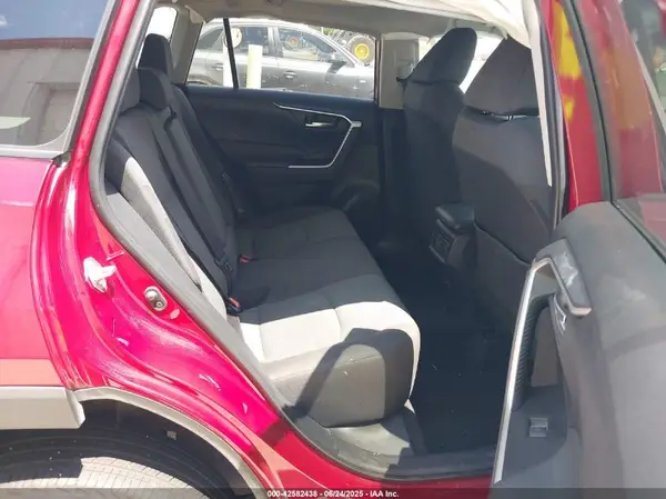 2T3P1RFV4RW487635 2024 TOYOTA RAV 4 - Image 8