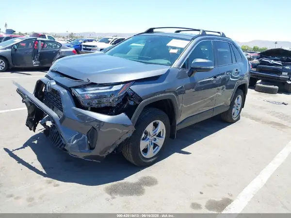 2T3P1RFV4SW548472 2025 TOYOTA RAV 4 - Image 2