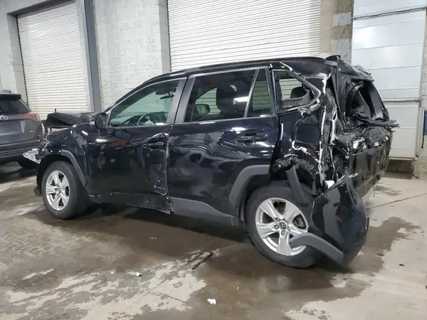 2T3P1RFV5MC166827 2021 TOYOTA RAV 4 - Image 2