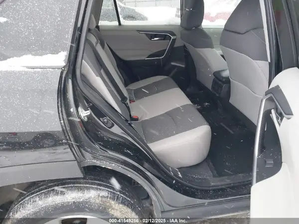 2T3P1RFV5MC180498 2021 TOYOTA RAV 4 - Image 8