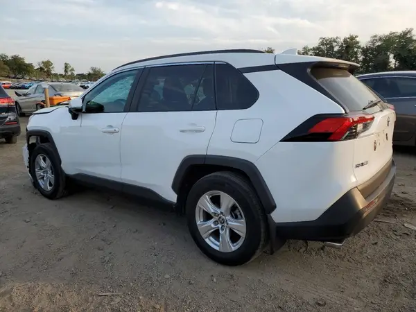 2T3P1RFV5MC182820 2021 TOYOTA RAV 4 - Image 2