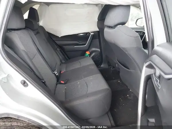 2T3P1RFV5MW159519 2021 TOYOTA RAV 4 - Image 8