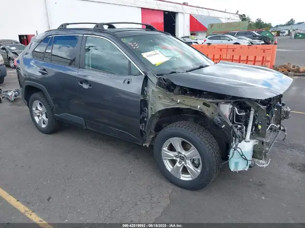 2T3P1RFV5MW230332 2021 TOYOTA RAV 4 - Image 1