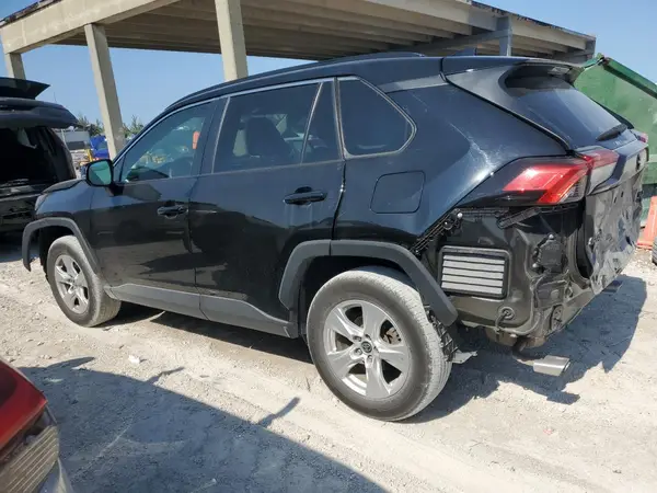 2T3P1RFV5MW237443 2021 TOYOTA RAV 4 - Image 2