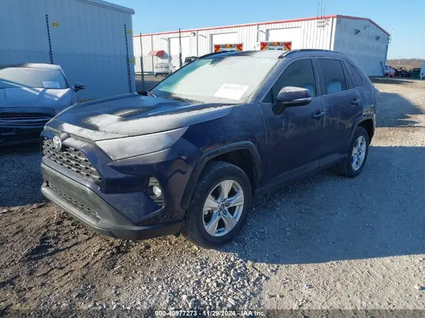 2T3P1RFV5MW248099 2021 TOYOTA RAV 4 - Image 2