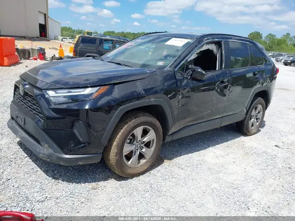 2T3P1RFV5PW365363 2023 TOYOTA RAV 4 - Image 2