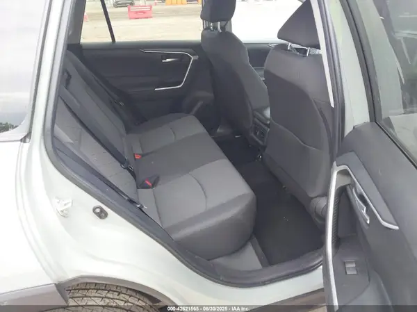2T3P1RFV5PW378212 2023 TOYOTA RAV 4 - Image 8