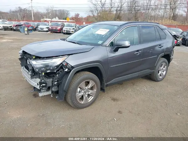 2T3P1RFV5RC467735 2024 TOYOTA RAV 4 - Image 2