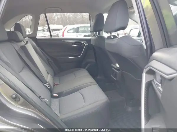 2T3P1RFV5RC467735 2024 TOYOTA RAV 4 - Image 8
