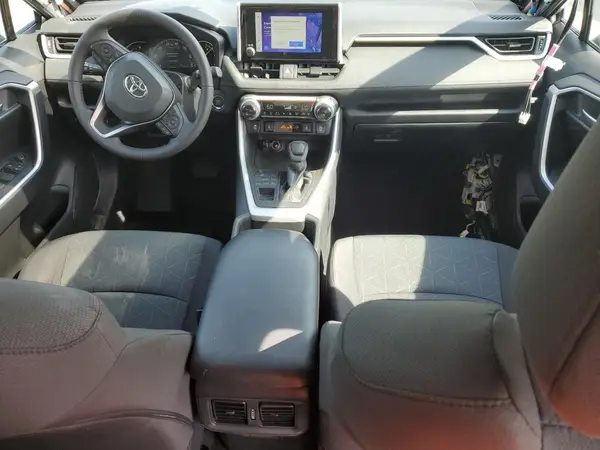 2T3P1RFV5RC469677 2024 TOYOTA RAV 4 - Image 8