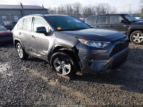 2T3P1RFV6KC007179 2019 TOYOTA RAV 4 - Image 1