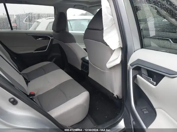 2T3P1RFV6KW029147 2019 TOYOTA RAV 4 - Image 8
