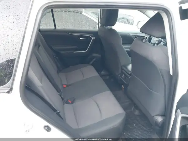 2T3P1RFV6KW055277 2019 TOYOTA RAV 4 - Image 8