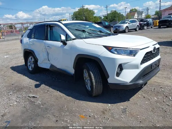 2T3P1RFV6LW136040 2020 TOYOTA RAV 4 - Image 1