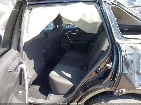 2T3P1RFV6MC241180 2021 TOYOTA RAV 4 - Image 8