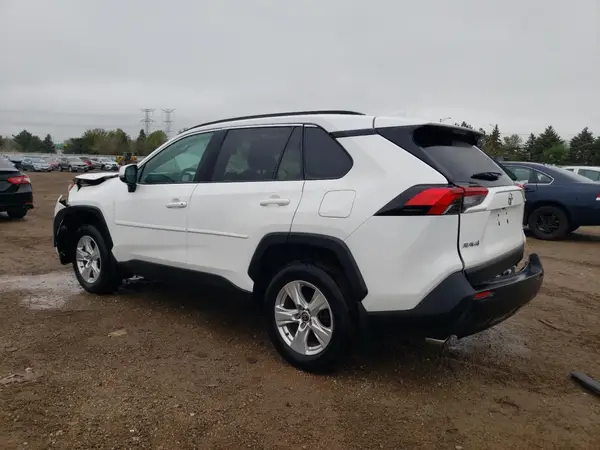 2T3P1RFV6MW228427 2021 TOYOTA RAV 4 - Image 2