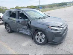 2T3P1RFV6NC256585 2022 TOYOTA RAV 4